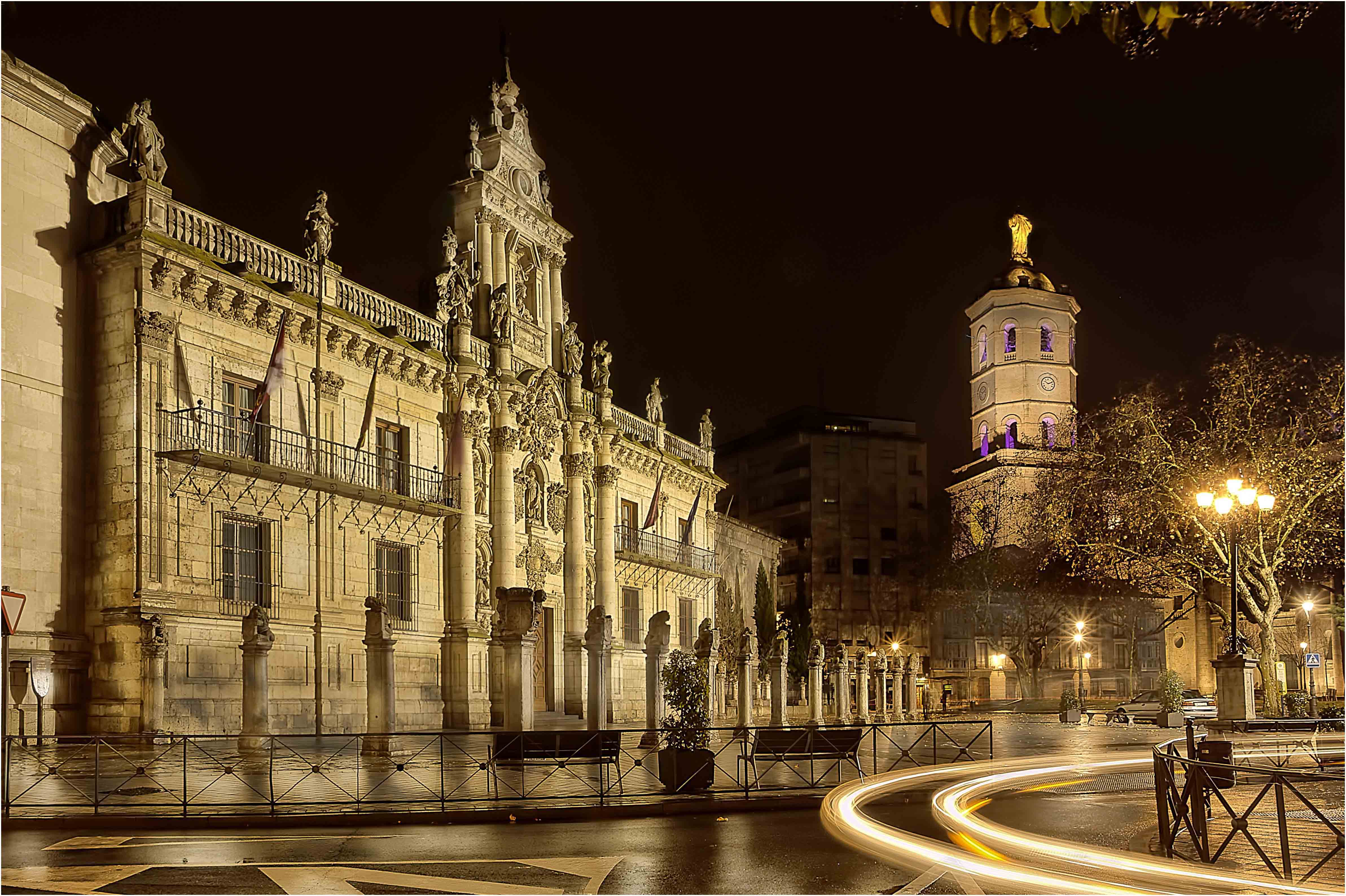 Universidad de Valladolid. Imagen nocturna