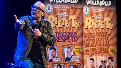 Ríete tú. Arturo González Campos en el Teatro Calderón.