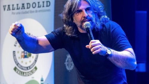 Ríete tú. JJ Vaquero en el Teatro Calderón.