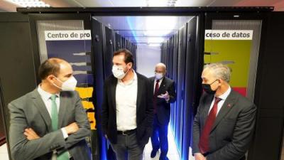 Visita Alcalde Valladolid, Concejala Innovación, Rector UVa CPD PCUVa2