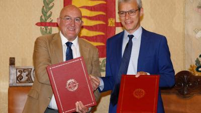 Firma convenio emprendimiento Fundación Michelin