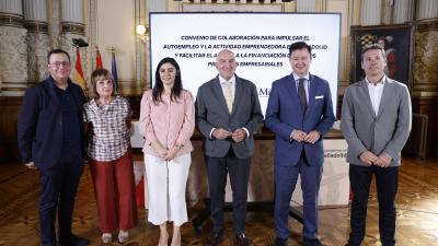 Presentación de la línea de microcréditos para emprendedores  