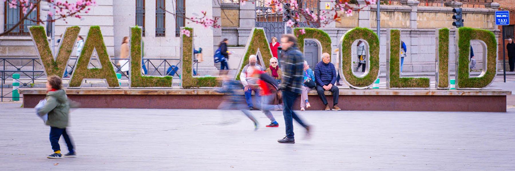 Letras de Valladolid. Primavera. Plaza Zorrilla