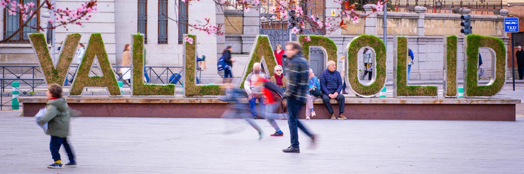 Letras de Valladolid. Primavera. Plaza Zorrilla